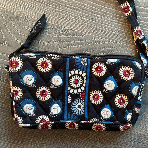VERA BRADLEY mini clutch bag with zipper closure - Picture 2 of 4